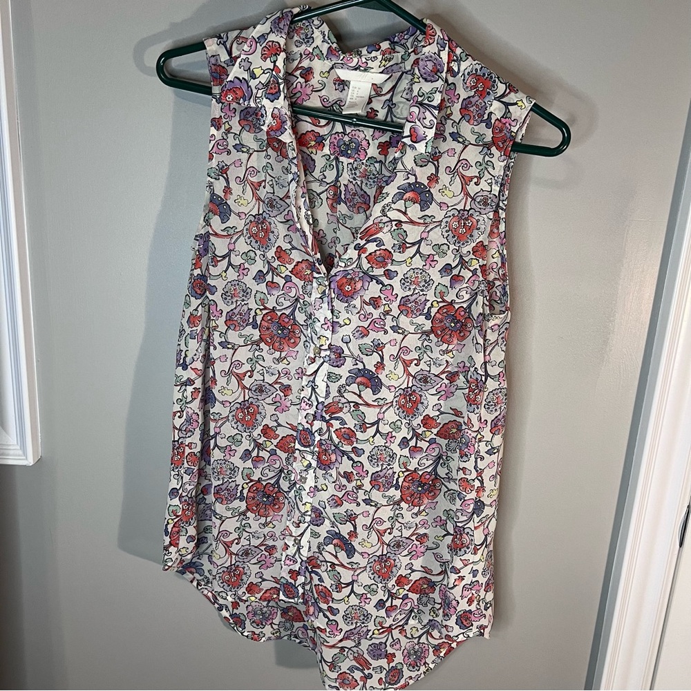 H&M Shear button down - Picture 1 of 6